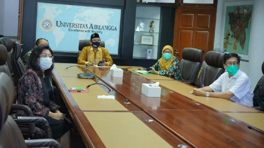 17 Peneliti Unair Terima Mandat Jokowi Untuk Tangani COVID-19
