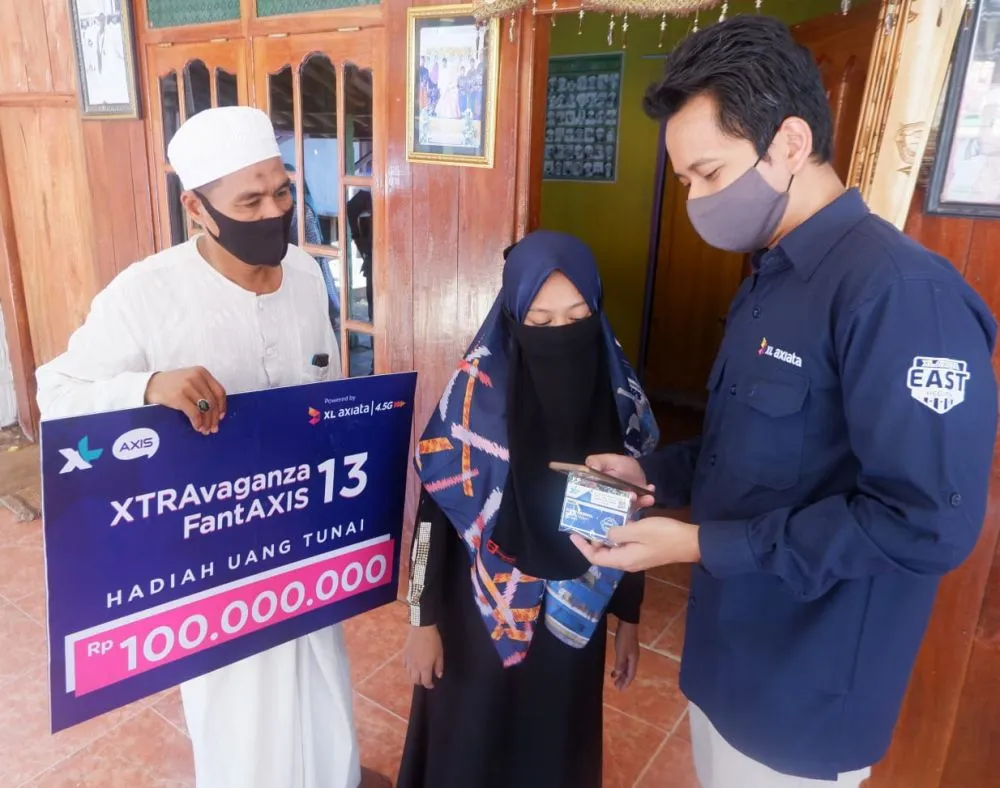 Pelanggan Asal Madura Raih Hadiah Rp 100 juta