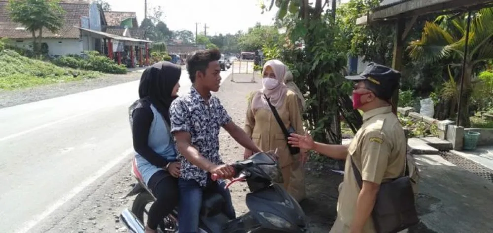 Masyarakat Senduro Wajib Pakai Masker