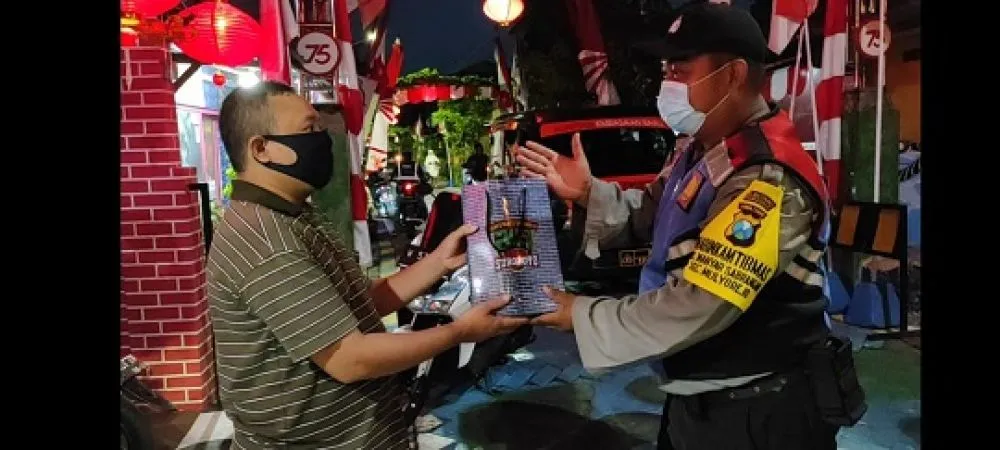Sambangi Kampung Tangguh, Mobil Senyum Bagi-Bagi Hadiah