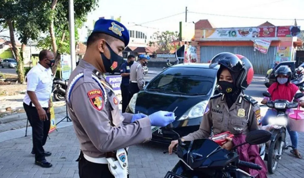 Jajaran Polda Jatim Gelar Patroli Protokol Kesehatan di Lingkup Internal