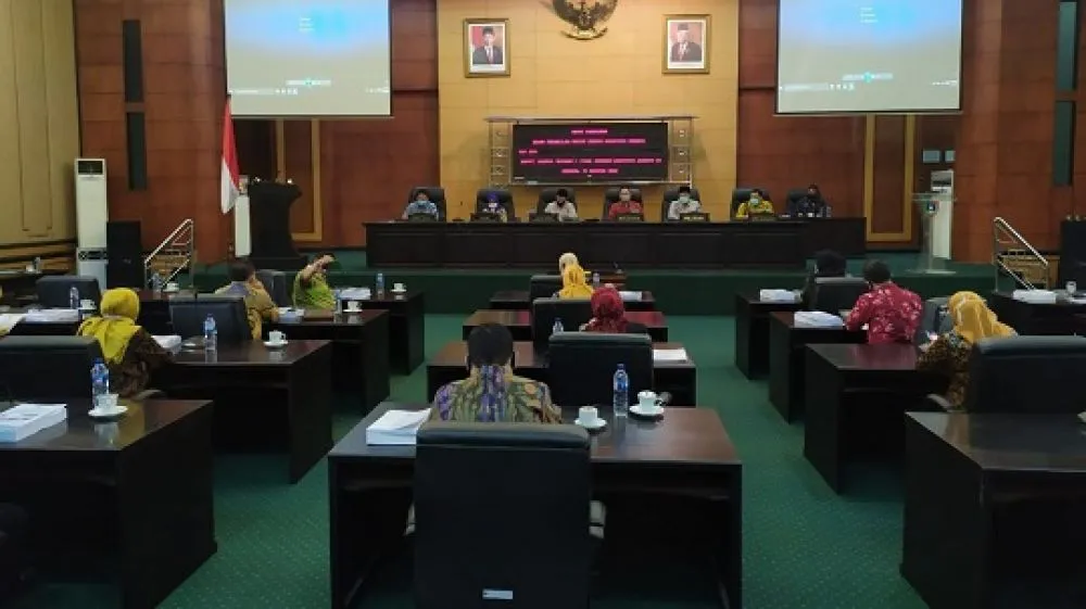 Paripurna DPRD Jombang Bahas Tiga Raperda