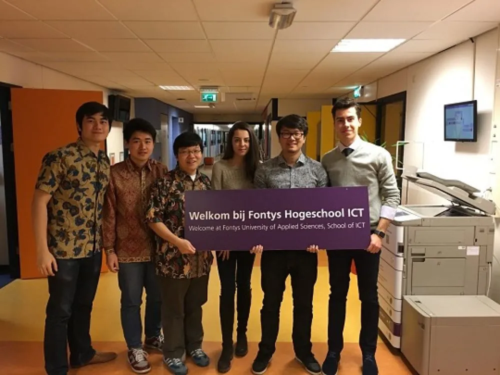 UK Petra Hadirkan Dua Program Baru, IoT dan DSA