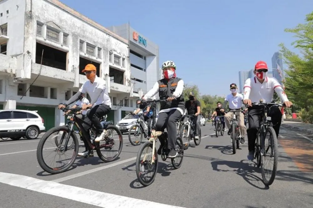 Khofifah Jadikan "Gowes Optimis" Untuk Edukasi Masyarakat Jatim