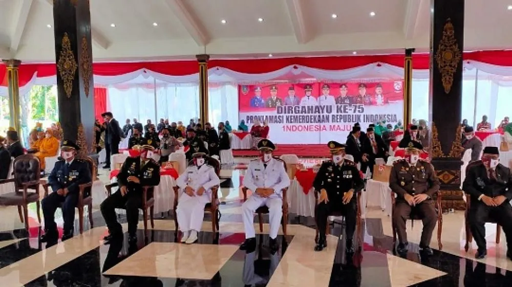 Secara Virtual, Bupati dan Forkopimda Jombang Ikuti Upacara HUT RI ke-75