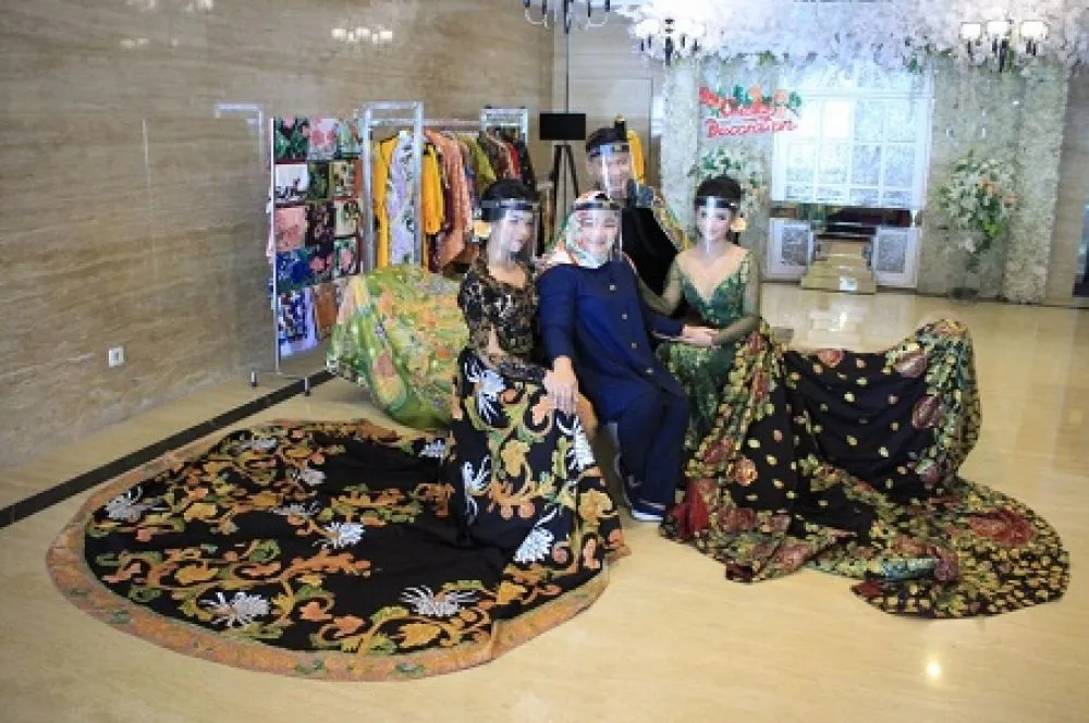 Baca juga : Launching Galeri, Maestro Batik Diah Gardenia X Eko Tjandra di Surabaya