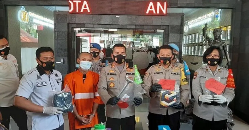ABG Habisi Teman Gegara Diejek Kalah Game Online