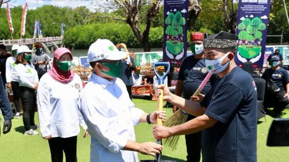 Kemenparekraf Gelar Gerakan BISA, Edukasi Pakai Masker Saat Berwisata