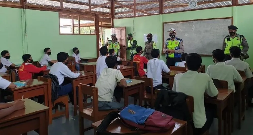 Blitar Mulai Uji Coba KBM Tatap Muka Tahap Dua di 24 SMA/SMK