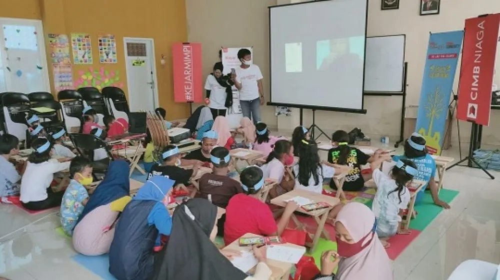 Komunitas Kejar Mimpi Adakan Kegiatan Sosial