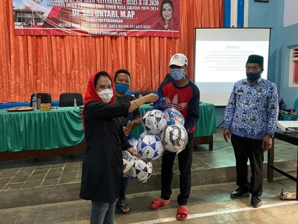 Reses di Sumawe, Sri Untari Ajak Pemuda Desa Berwirausaha