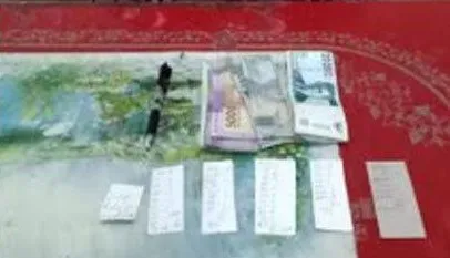Warkop Sepi, Emak-Emak Jual Togel