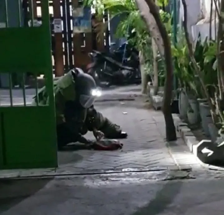 Tas Diduga Berisi Bom, Warga Pacar Kembang Gempar