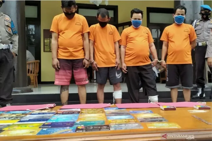 4 Pembobol ATM Lintas Kota Ditangkap, 2 Ditembak
