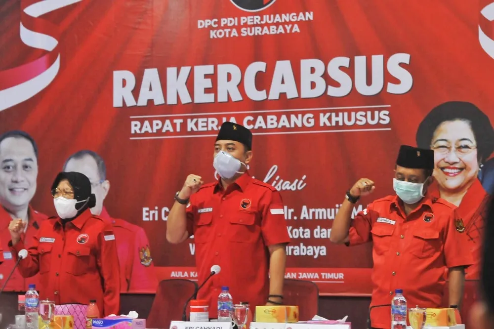 Eri-Armuji Unggul di Survei, Pengamat: Mesin PDIP dan Risma Efektif