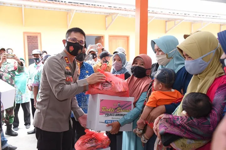 Baksos Polres, Pemkab dan PWI Sasar Warga Terdampak Covid-19