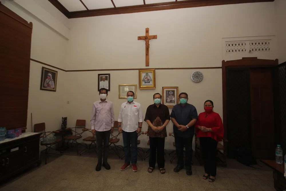 Keuskupan Surabaya Percaya Eri - Armuji Bisa Satukan dan Layani Masyarakat