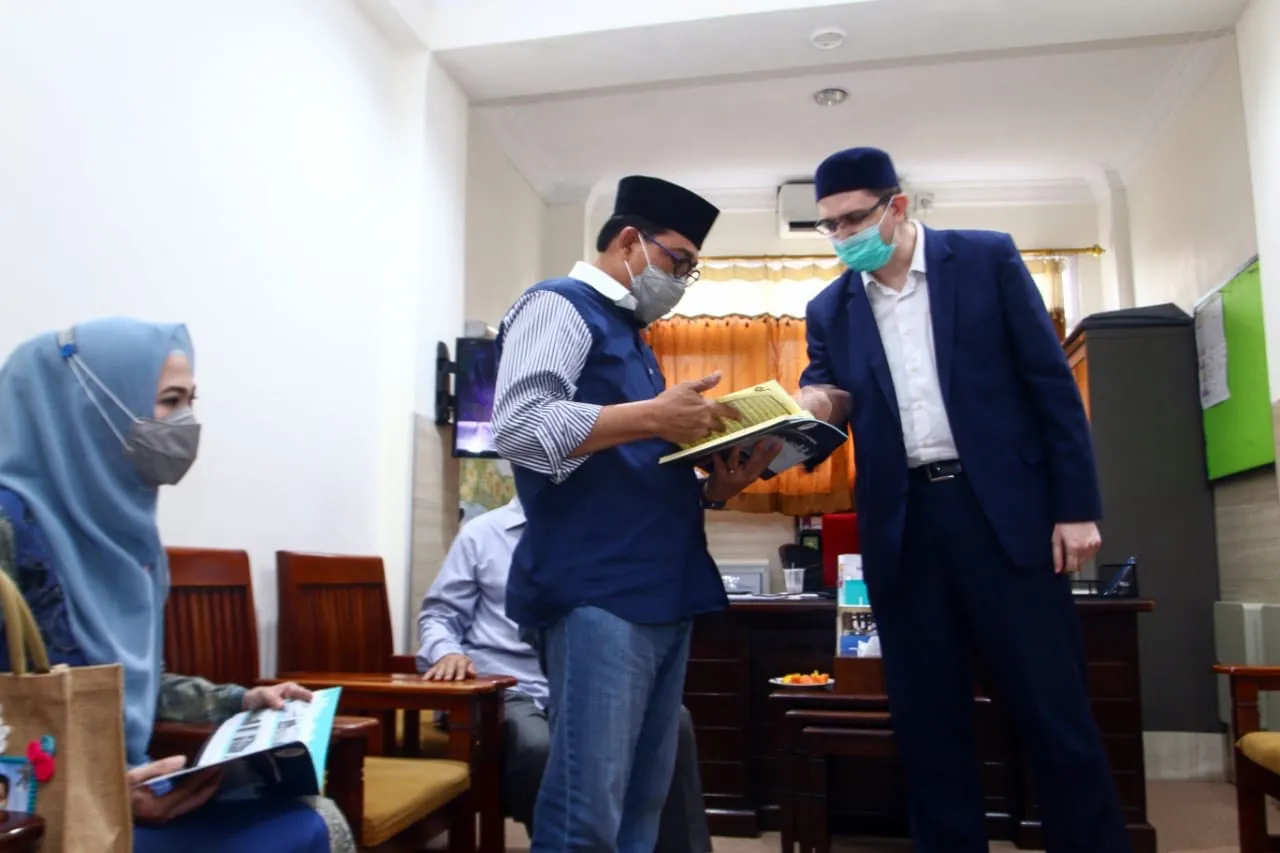 Machfud Arifin Perhatikan Masa Depan Pesantren