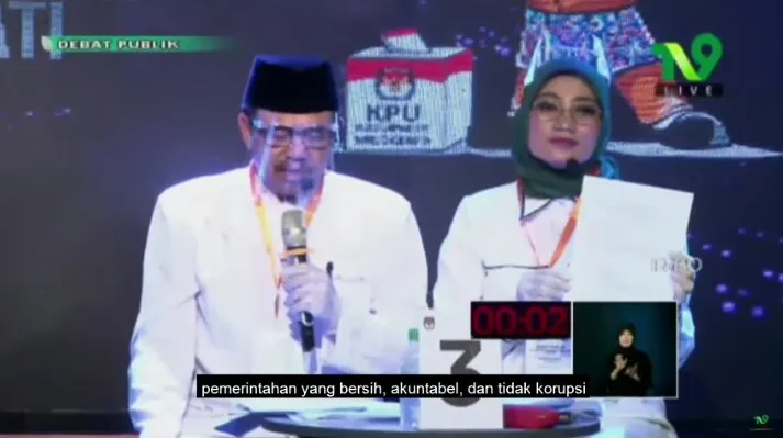 Petahana Pamerkan Surat Pernyataan Bebas Korupsi