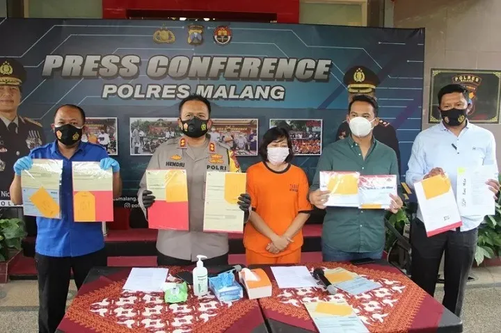 Mantan Kacab Bank Mega Tipu Nasabah Rp 4,5 Miliar