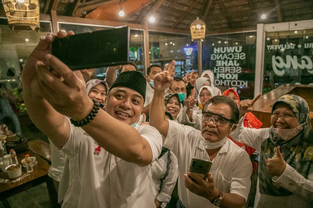Jelang Debat, Eri Cahyadi Minta Doa Restu ke Guru dan Teman Semasa Sekolah