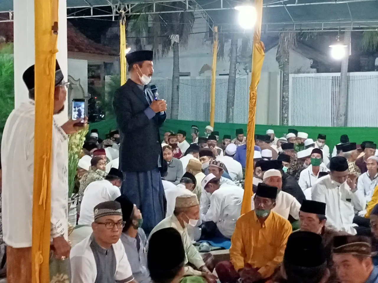 Gelar Haul Kedua Orang Tuanya, Gus Acing Ucapkan Rasa Syukur