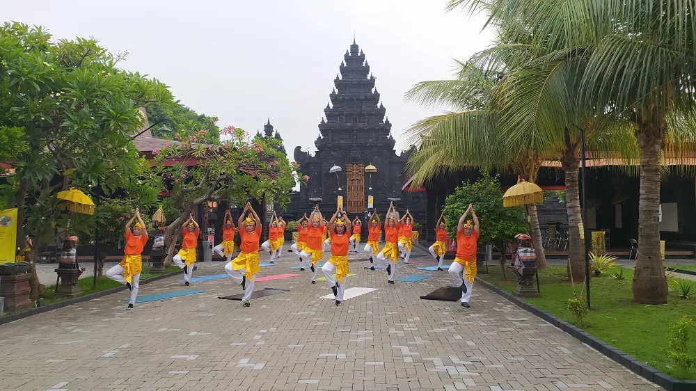 Program PKM Unesa, Ciptakan Tayoga Dance Terapi