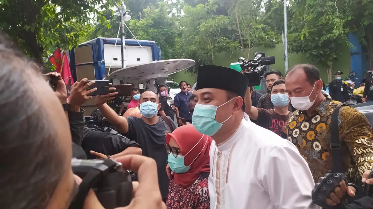 Eri Cahyadi Sampaikan Hormat untuk Machfud Arifin - Mujiaman