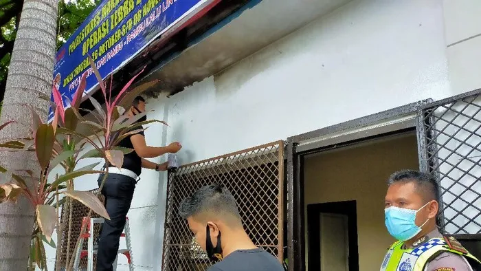 2 Pos Polisi di Sulsel Dilempar Molotov, Pelaku Diburu