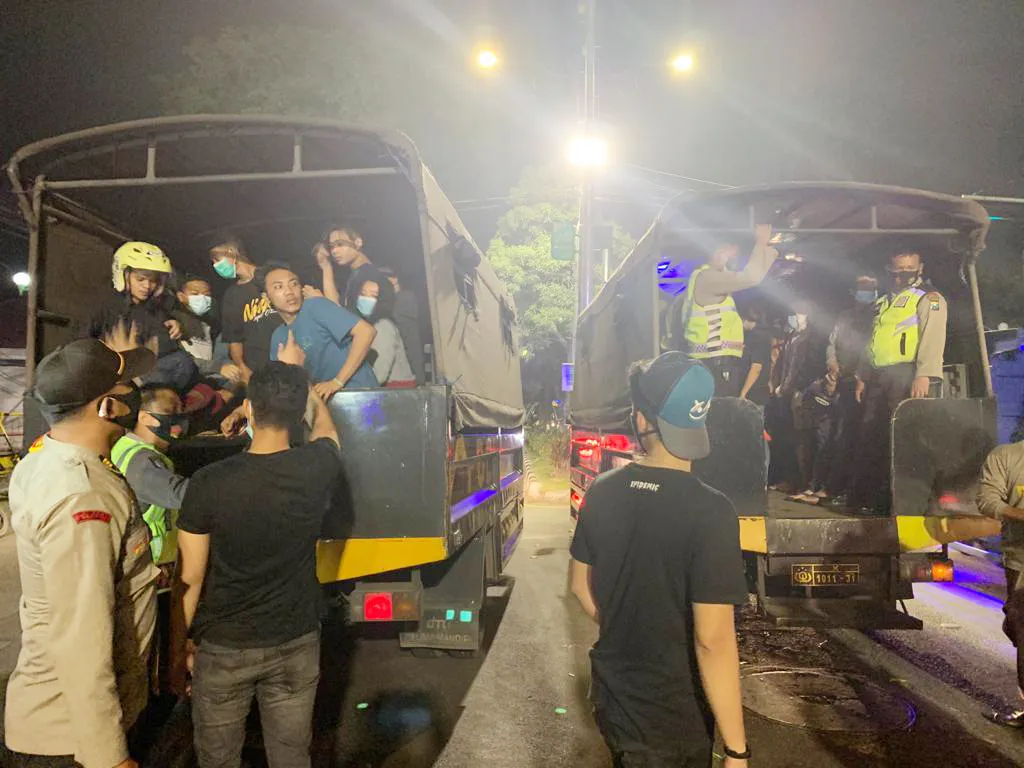 Ratusan Pebalap Liar Dites Rapid dan Urine