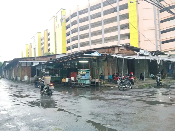 Pasca Cen Liang Mati, Pasar Turi Masih Turu