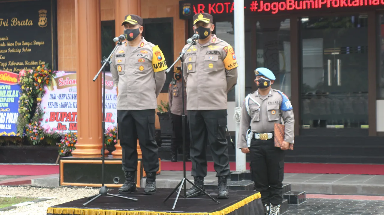 Kapolres Blitar Kota Baru dan Lama Gelar Apel Bersama