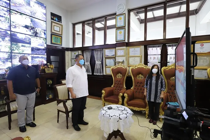 Meski Belum Jelas, Pemkot Surabaya Siap Lakukan Vaksinasi Covid-19