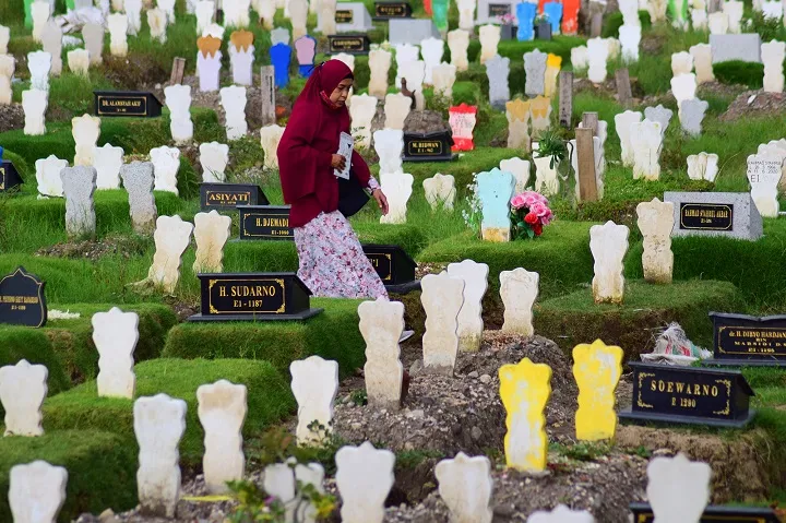 Layanan Kesehatan di Pulau Jawa Genting