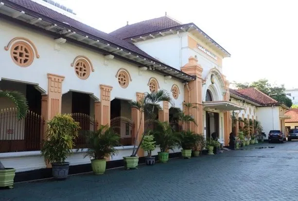 15 Pegawai Positif Covid-19, PN Surabaya Lockdown