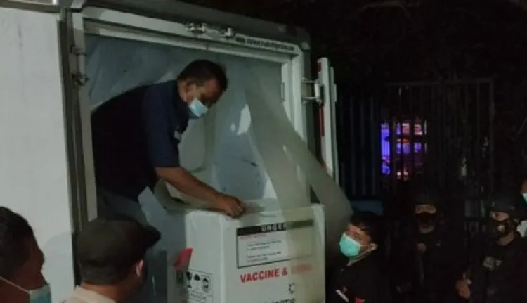 2.450 Vial Vaksin Covid-19 Tiba di Gudang Farmasi Kediri