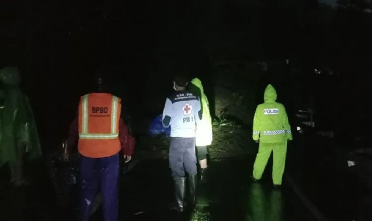 Longsor Susulan, Akses Malang-Kediri Tertutup Total
