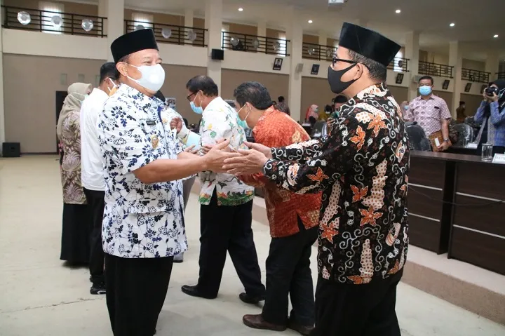 DPRD Lamongan Apresiasi Kinerja Fadeli dengan Segudang Prestasi