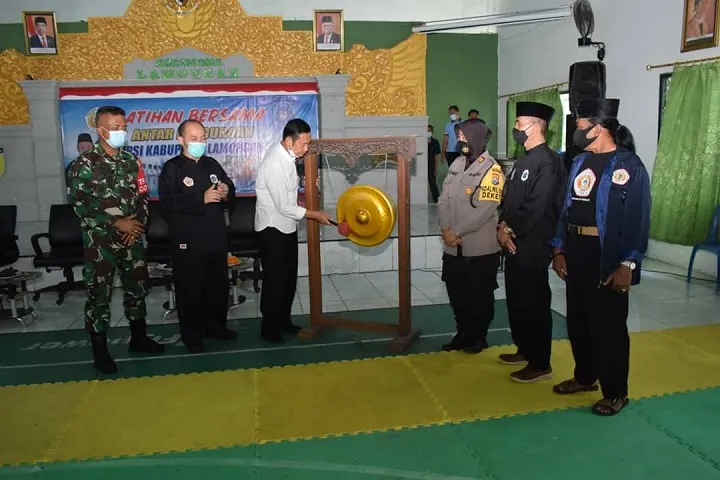 Bupati Yuhronur Berharap Silat Jadi Cabor Andalan Lamongan