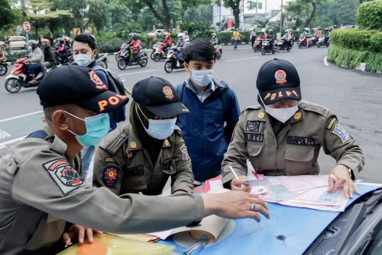 DPRD Surabaya Minta Sanksi Prokes Warga Tak Mampu Lebih Fleksibel