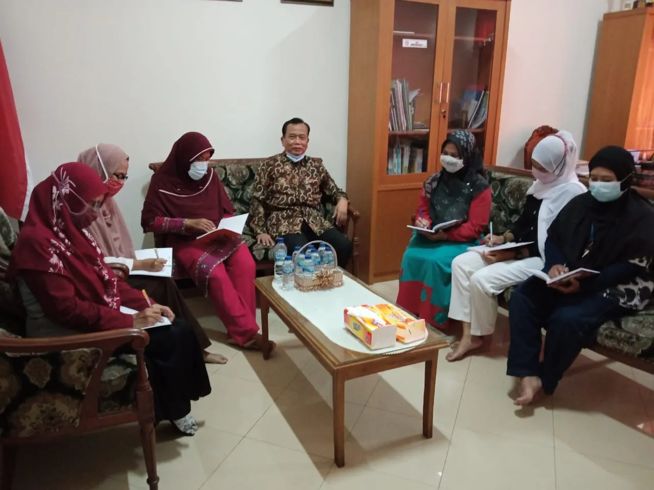 Sekdaprov Era Gubernur Soekarwo Kembali di Dunia Pendidikan