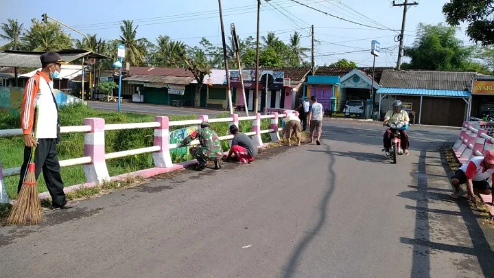 Program Karya Bakti Pererat Kemanunggalan TNI-Rakyat