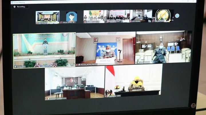 Pencanangan Komitmen ZI Menuju WBBM Kejati Jatim Digelar Virtual