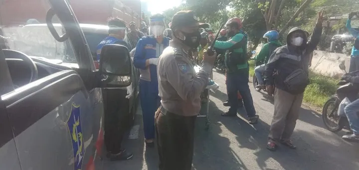 Truk Berhenti Ditabrak, Sopir Taksi Online Tewas