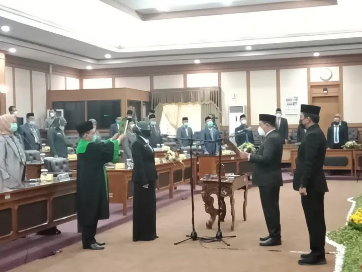 Hudaifah Resmi Gantikan Gus Yani di DPRD Gresik