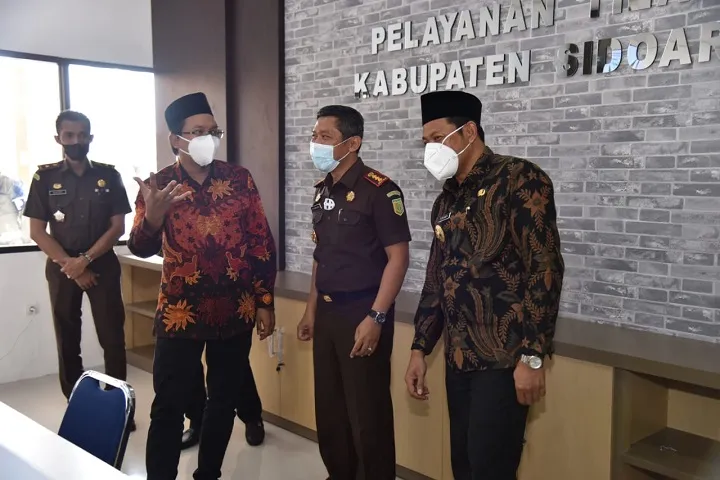Bupati Sidoarjo Gus Muhdlor Resmikan Layanan e-Tilang di MPP