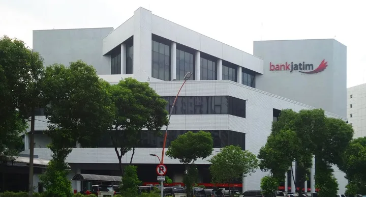 Simpan 5 SHM Tanpa Ikatan, Diduga Langgar UU Perbankan