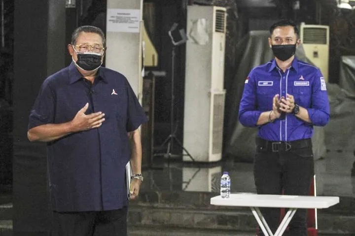 Menkumham, Marah pada SBY dan AHY