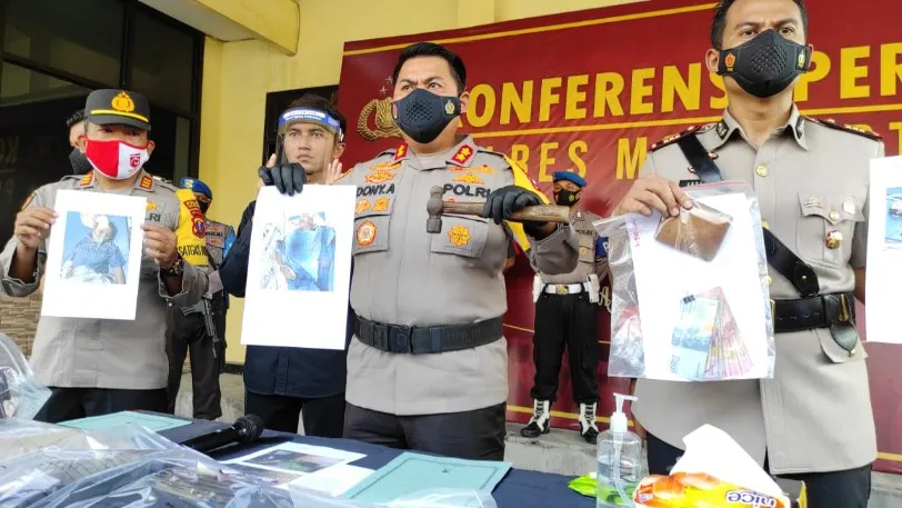 Kesal Dibeda-bedakan, Pemuda Aniaya Keluarga Hingga Kritis