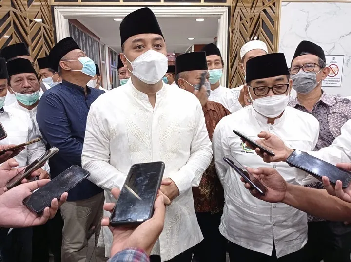 Wali Kota Eri Cahyadi Upayakan Pemerataan Pendidikan di Surabaya